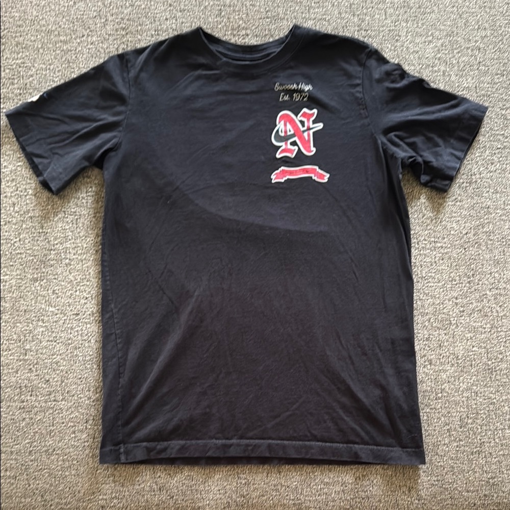 Nike Black and Red Short Sleeve Tee